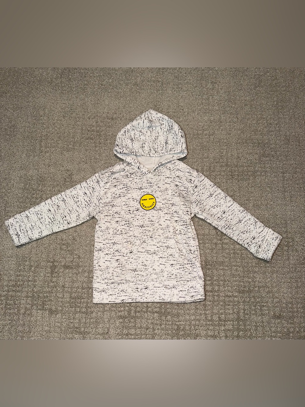 Unisex Kids “World Wide Positivity” Hooded Sweatshirt Size 4T